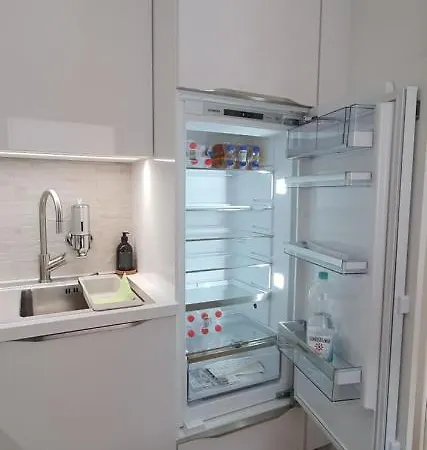 Apartamento Und Ferienwohnung, Wohnen Auf Zeit, Callenberger Strasse, *