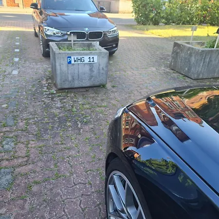 Und Ferienwohnung, Wohnen Auf Zeit, Callenberger Strasse, Apartamento *
